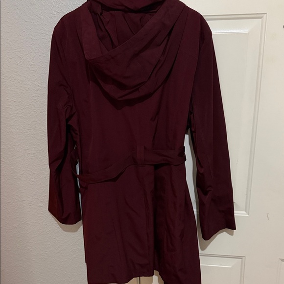 London Fog Women's Burgundy Jacket size XXL - Picture 3 of 6